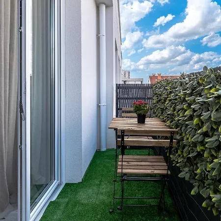 Appartement Lumineux De Standing Drancy Exterior photo